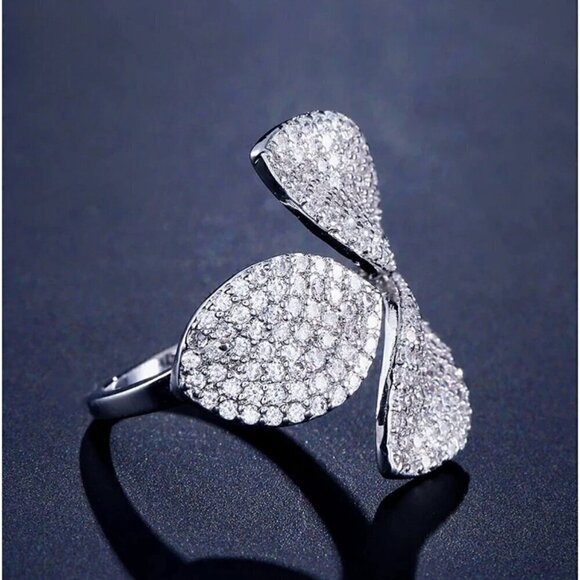 NWT 14K White Gold Plated CZ 3 Leave Statement Cocktail Ring Open Adjustable - Picture 5 of 10